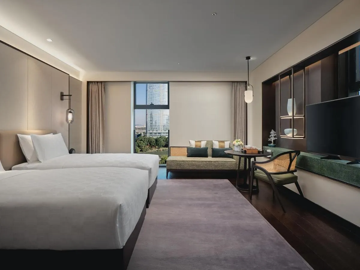 Hualuxe Kunshan Huaqiao By Ihg - F1 Racing Preferred Hotel