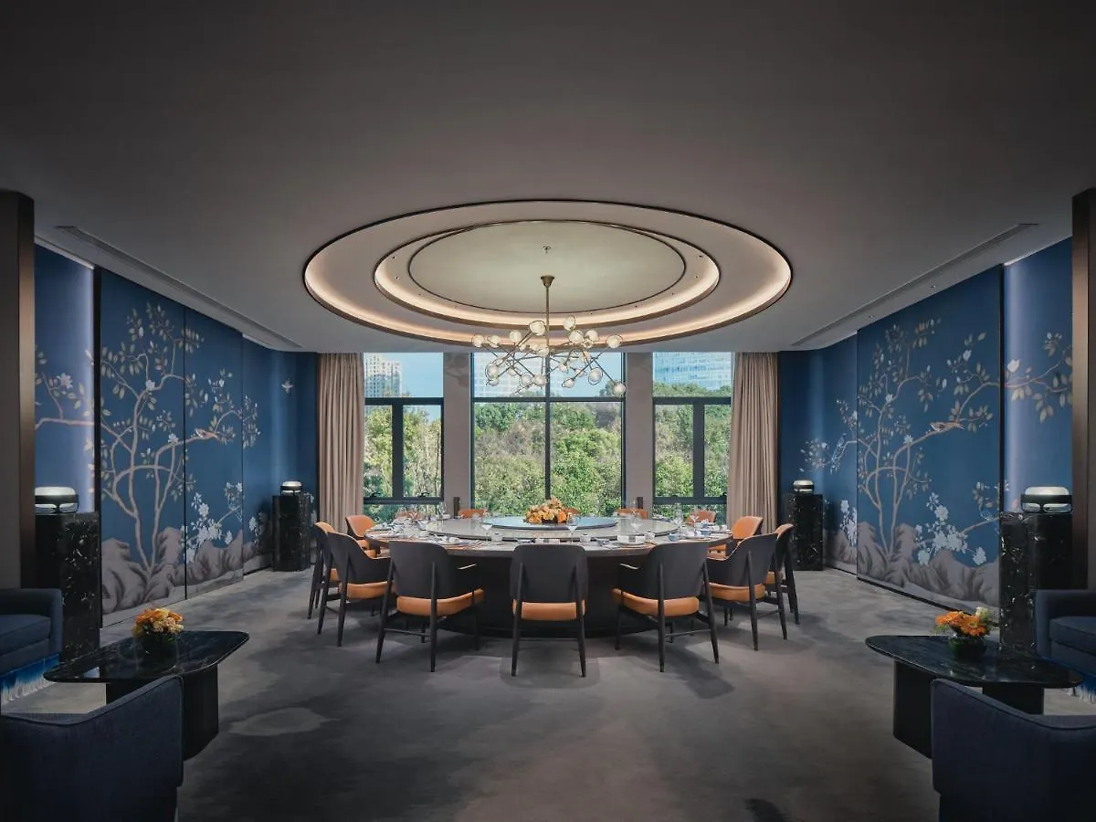 Hualuxe Kunshan Huaqiao By Ihg - F1 Racing Preferred Hotel