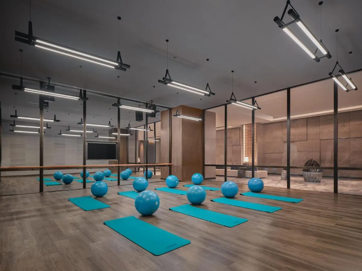 Hualuxe Kunshan Huaqiao By Ihg - F1 Racing Preferred Hotel  昆山