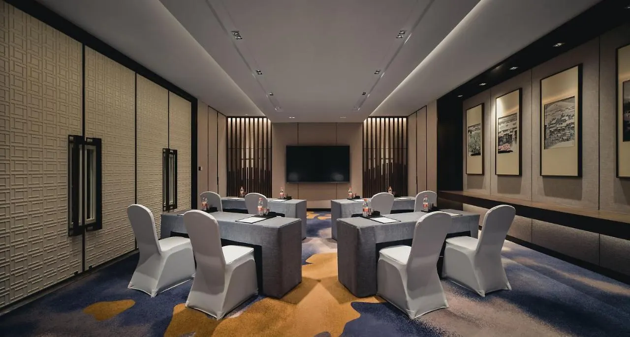 Hualuxe Kunshan Huaqiao By Ihg - F1 Racing Preferred Hotel 5*, 昆山 中国