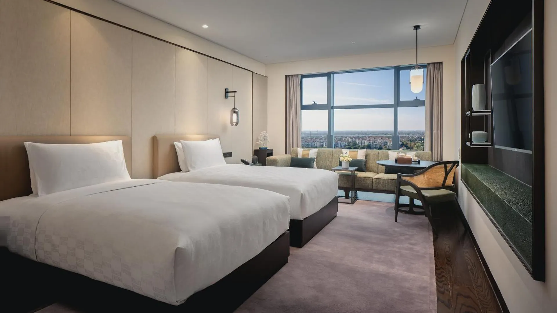 Hualuxe Kunshan Huaqiao By Ihg - F1 Racing Preferred Hotel 中国