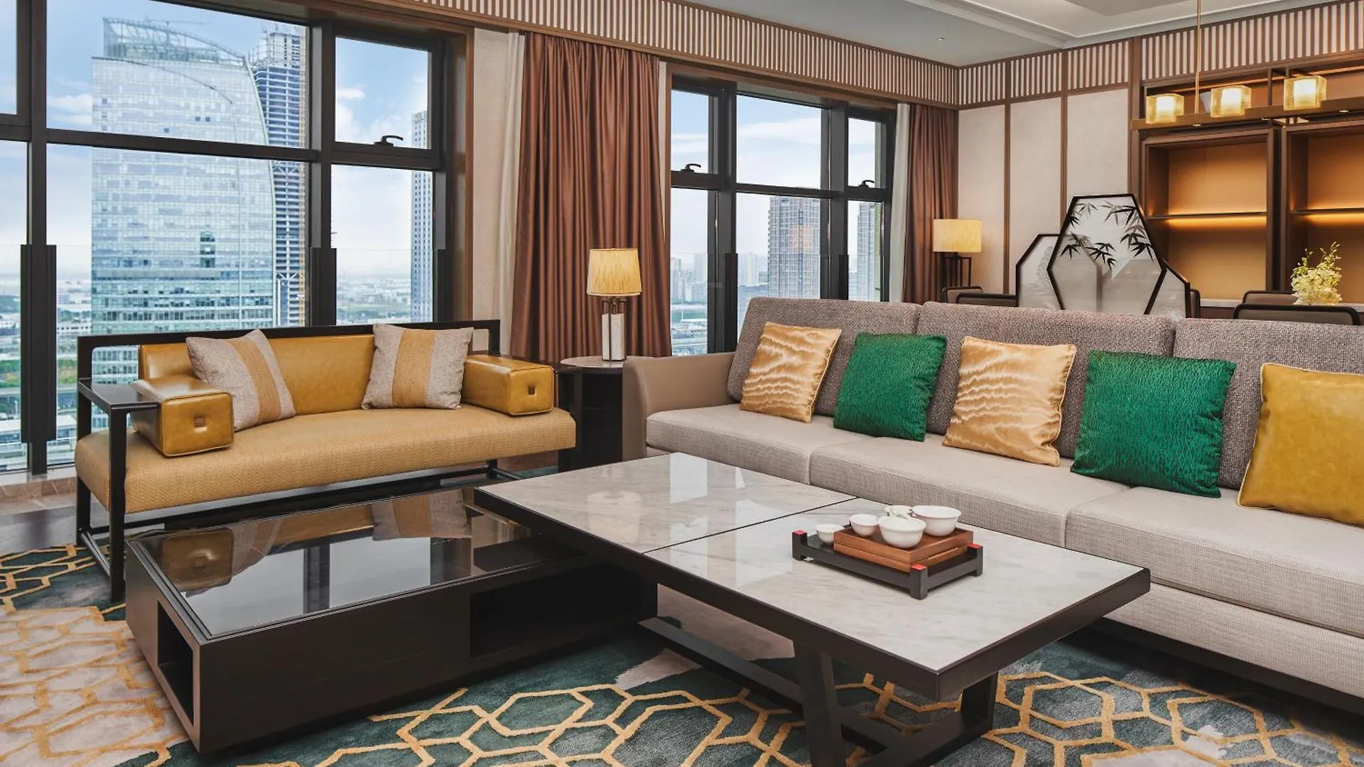 Hualuxe Kunshan Huaqiao By Ihg - F1 Racing Preferred Hotel 中国